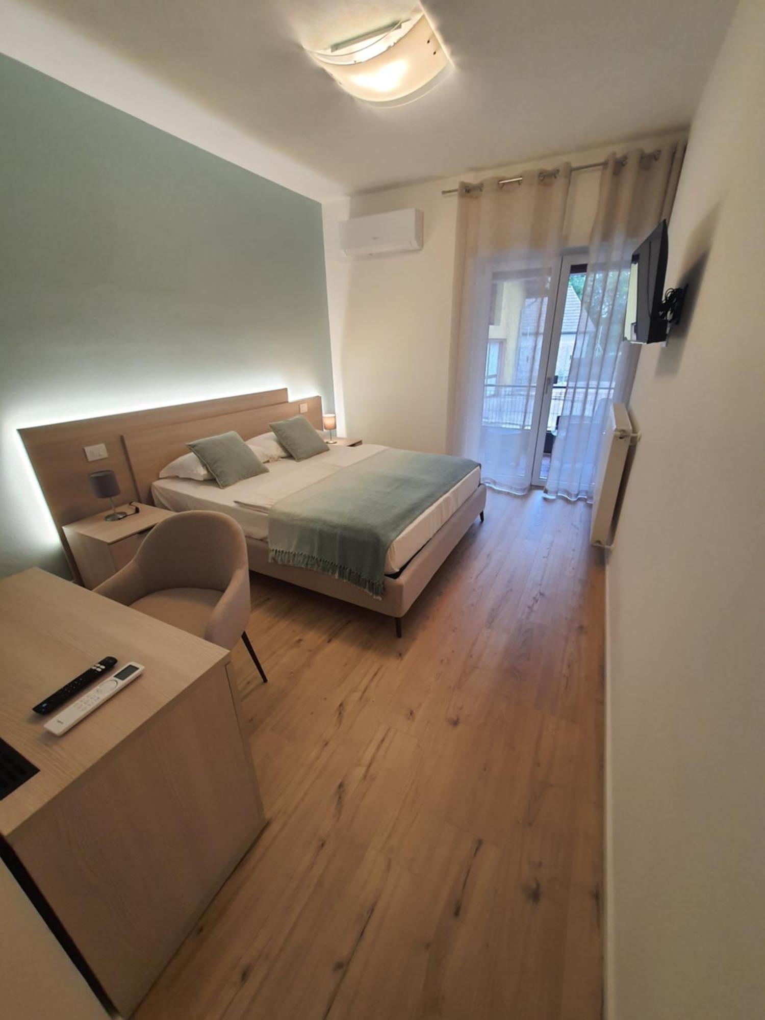 Al Boschetto Rooms Puos dʼAlpago Exterior foto